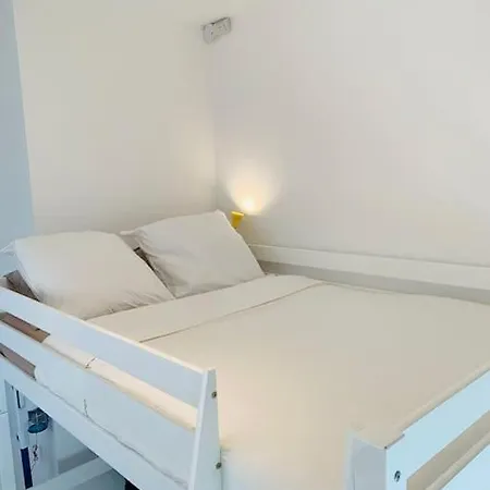 Loft - Lumineux - Television Apartamento